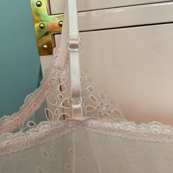 NWT Small Hanky Panky Blushing Pink Delicate Lace Eyelet Slip Lingerie MSRP $115 - Picture 13 of 17